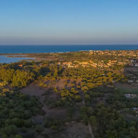 Vittorio * San Teodoro (Sardinia)