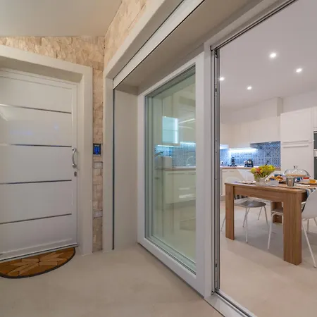 Vittorio Holiday home *